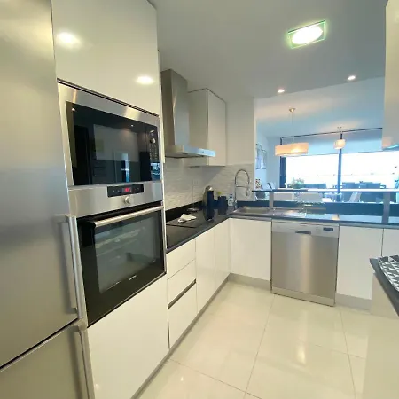 Appartamento Sea Senses - Punta Prima - Vista Al Mar *